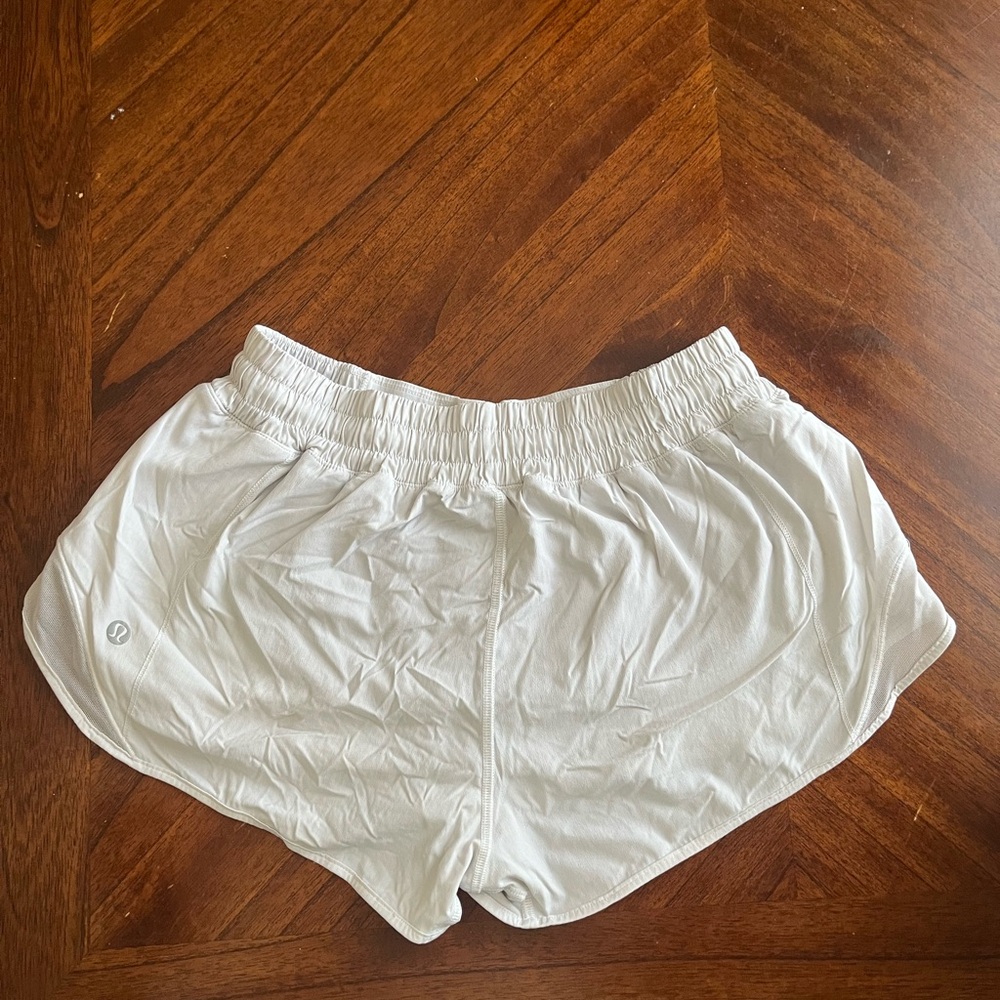 lululemon athletica Hotty Hot 2.5 Shorts